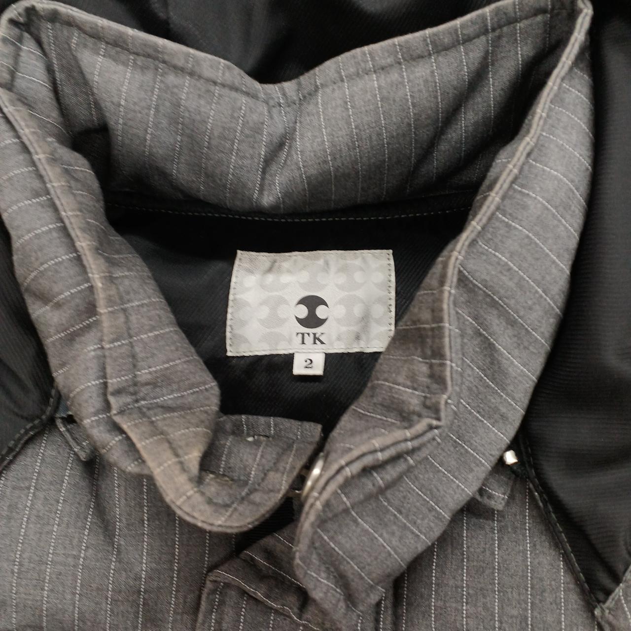 襟ぐりに色褪せあり