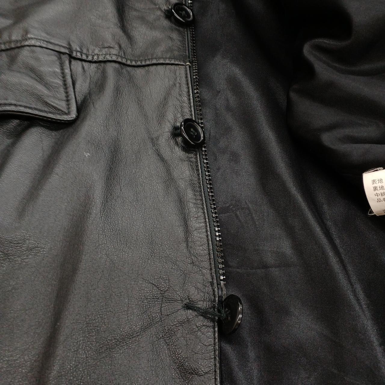 ボタンの止めがゆるい