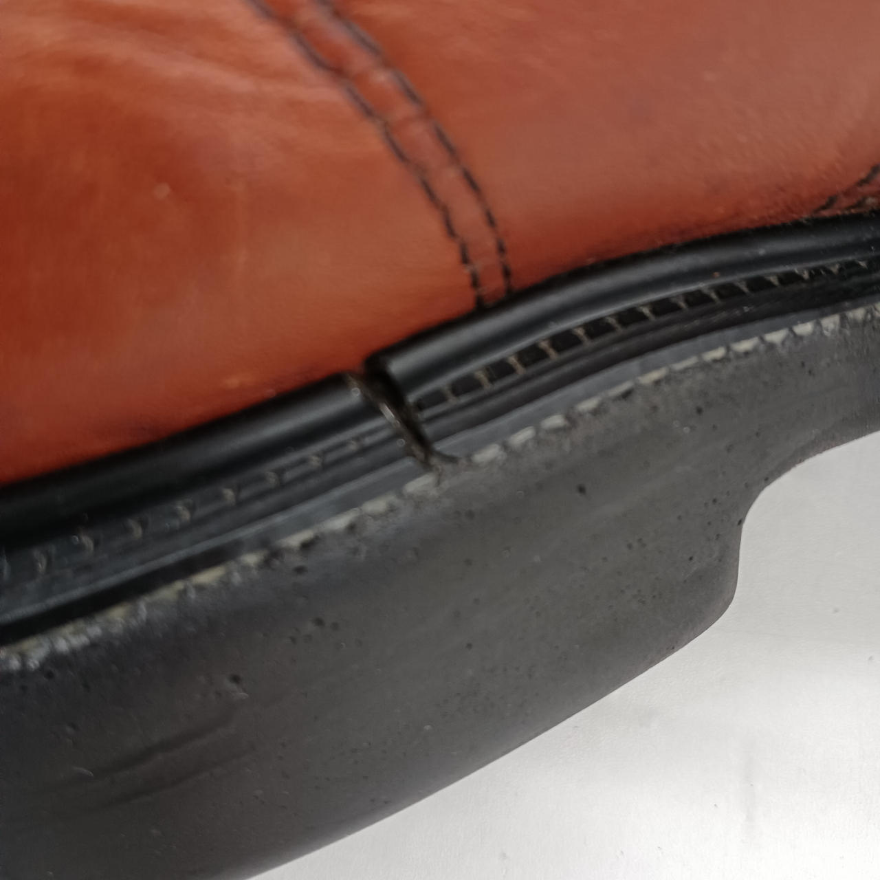 ソールひび割れあり