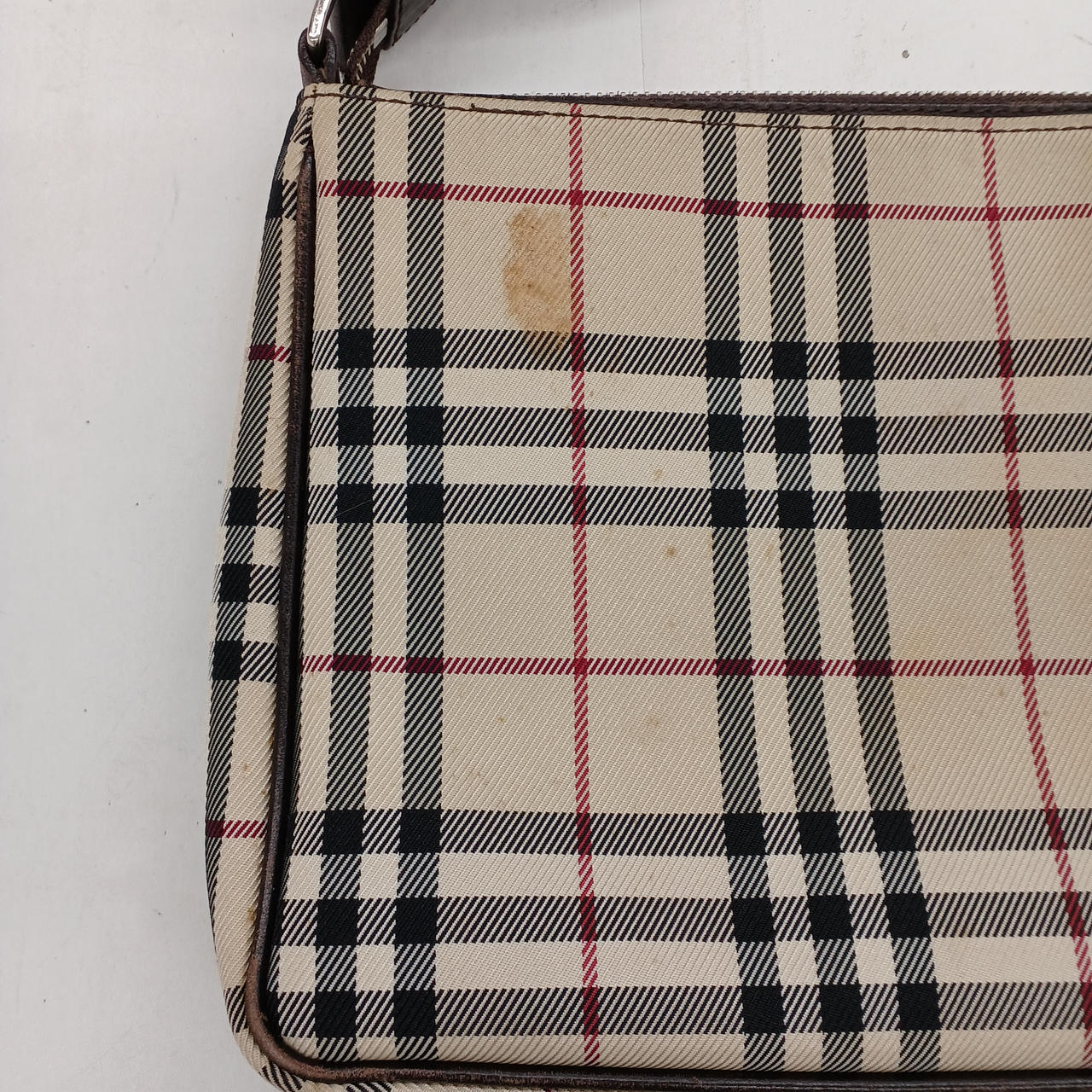 背面お汚れあります。