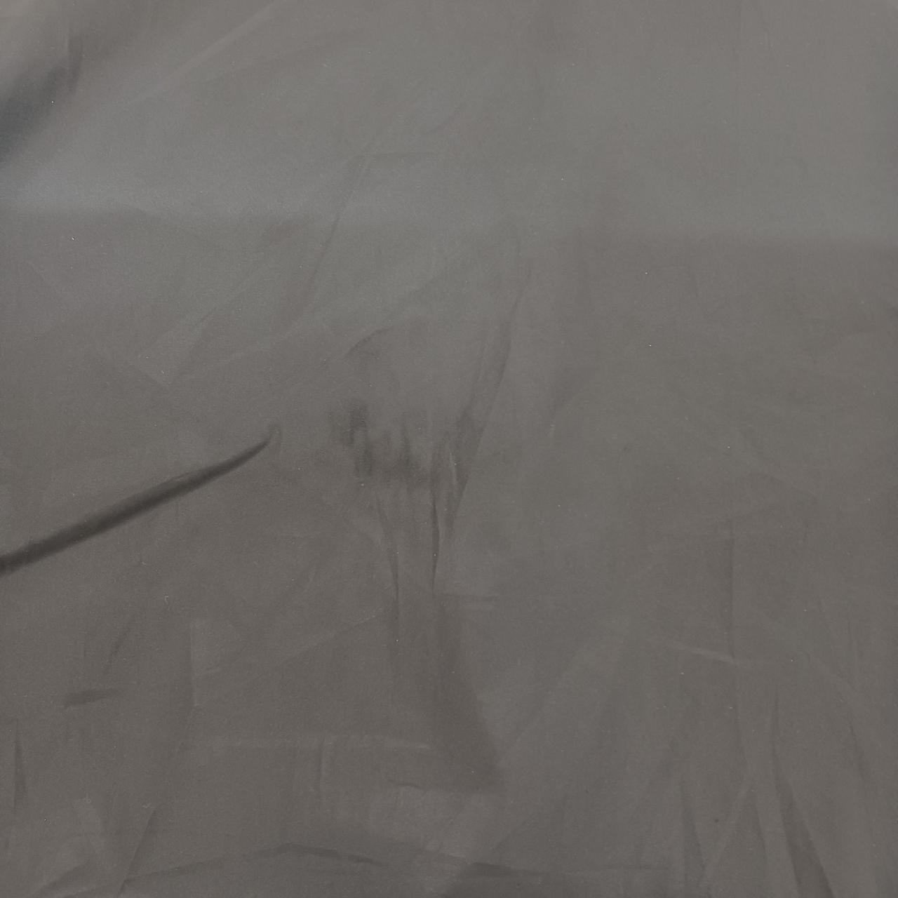 後ろ身頃に汚れあり