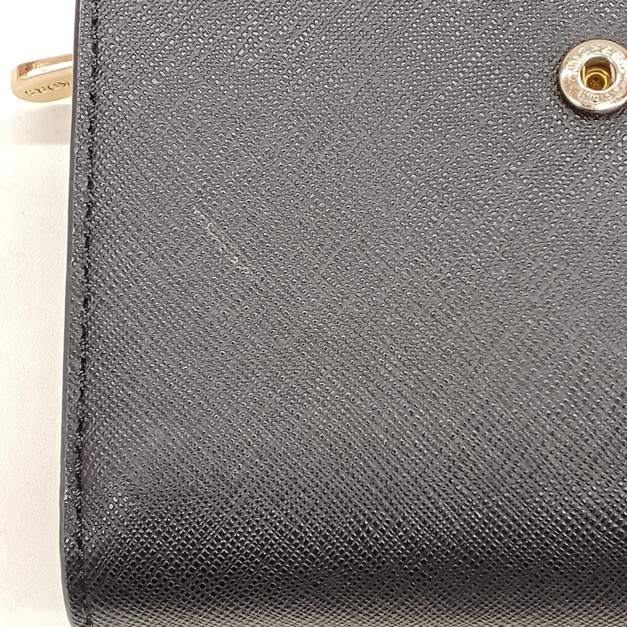 裏面お汚れございます。