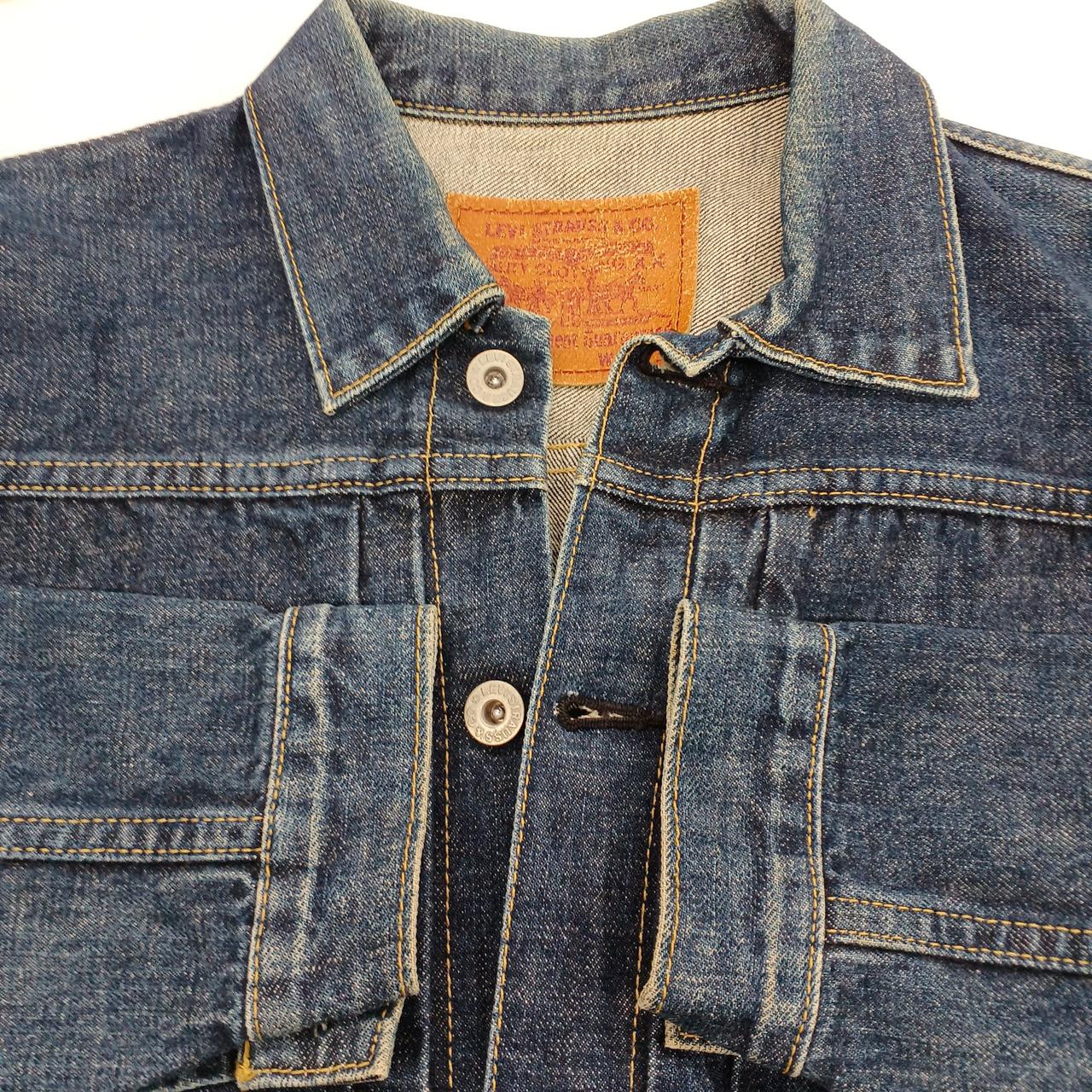 デニムならではの色落ちあり