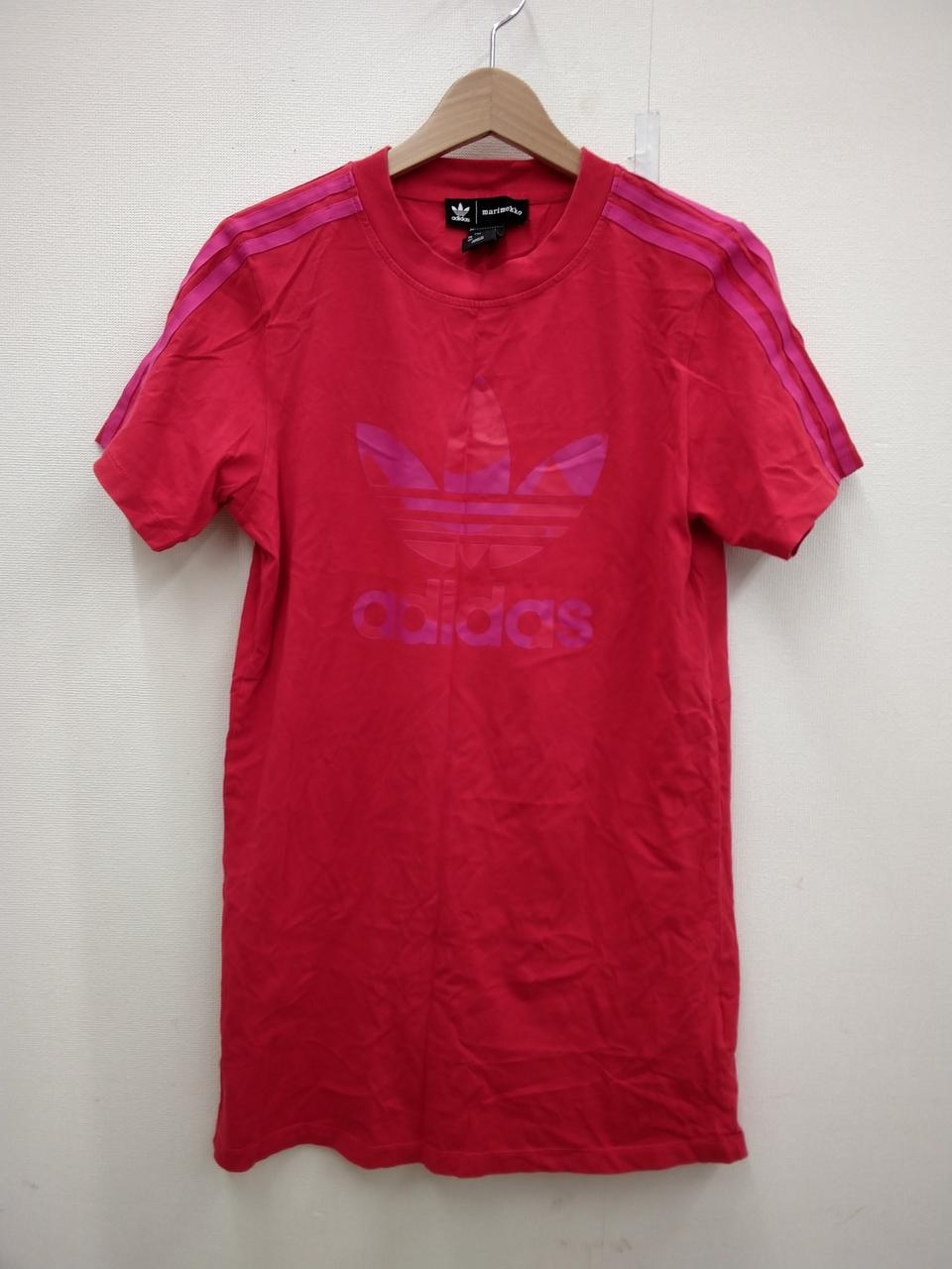 全体的に洗濯によるシワあり