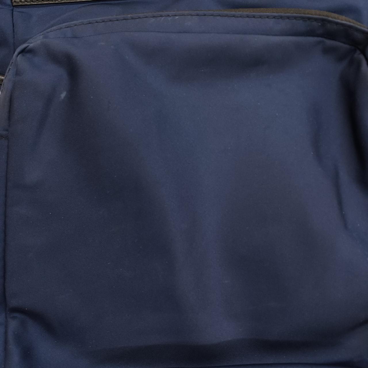 汚れやシミあり