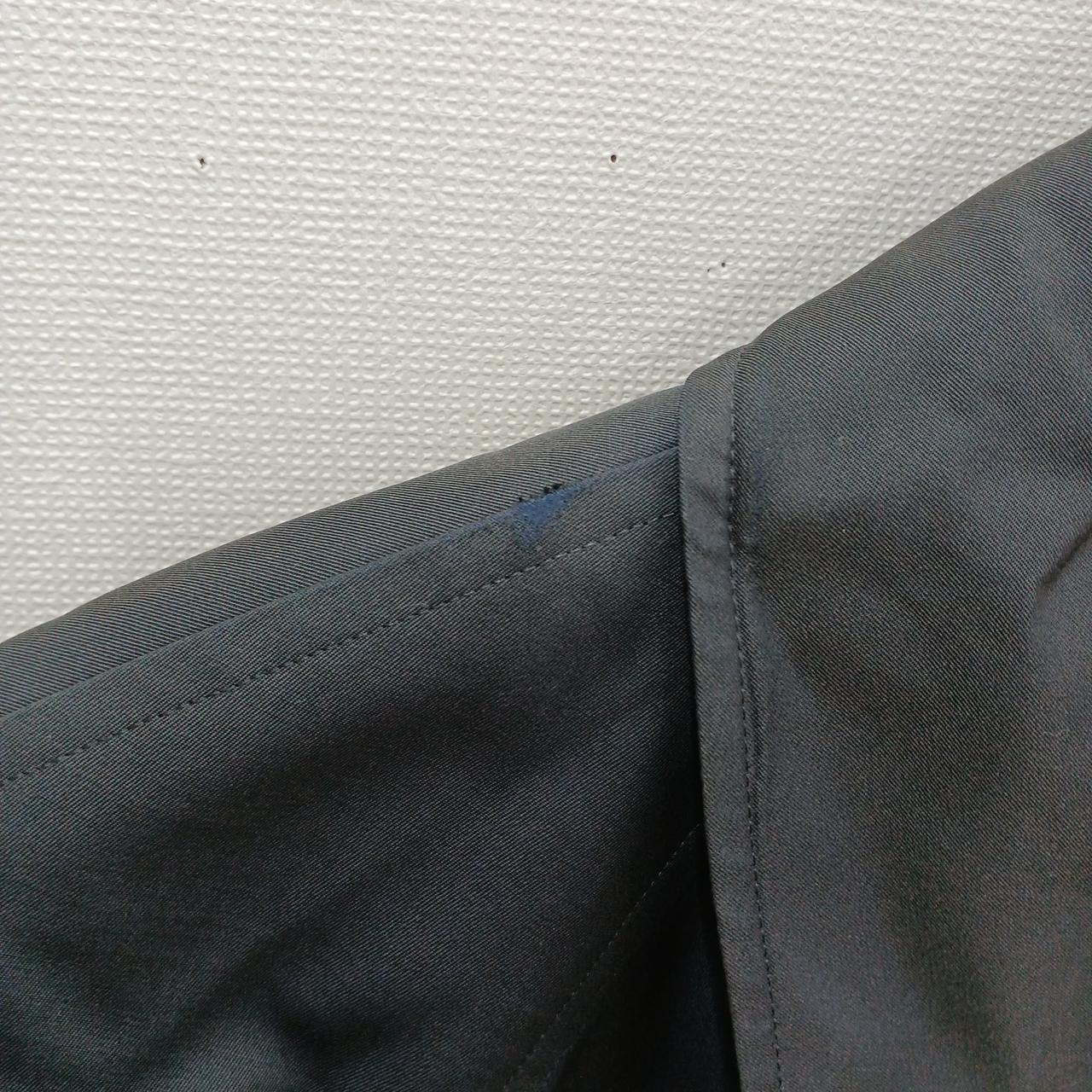 フロント肩破れ