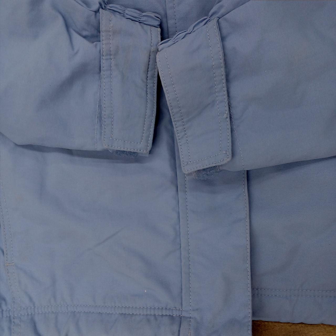 袖口、ポケット付近、前立付近に汚れあり