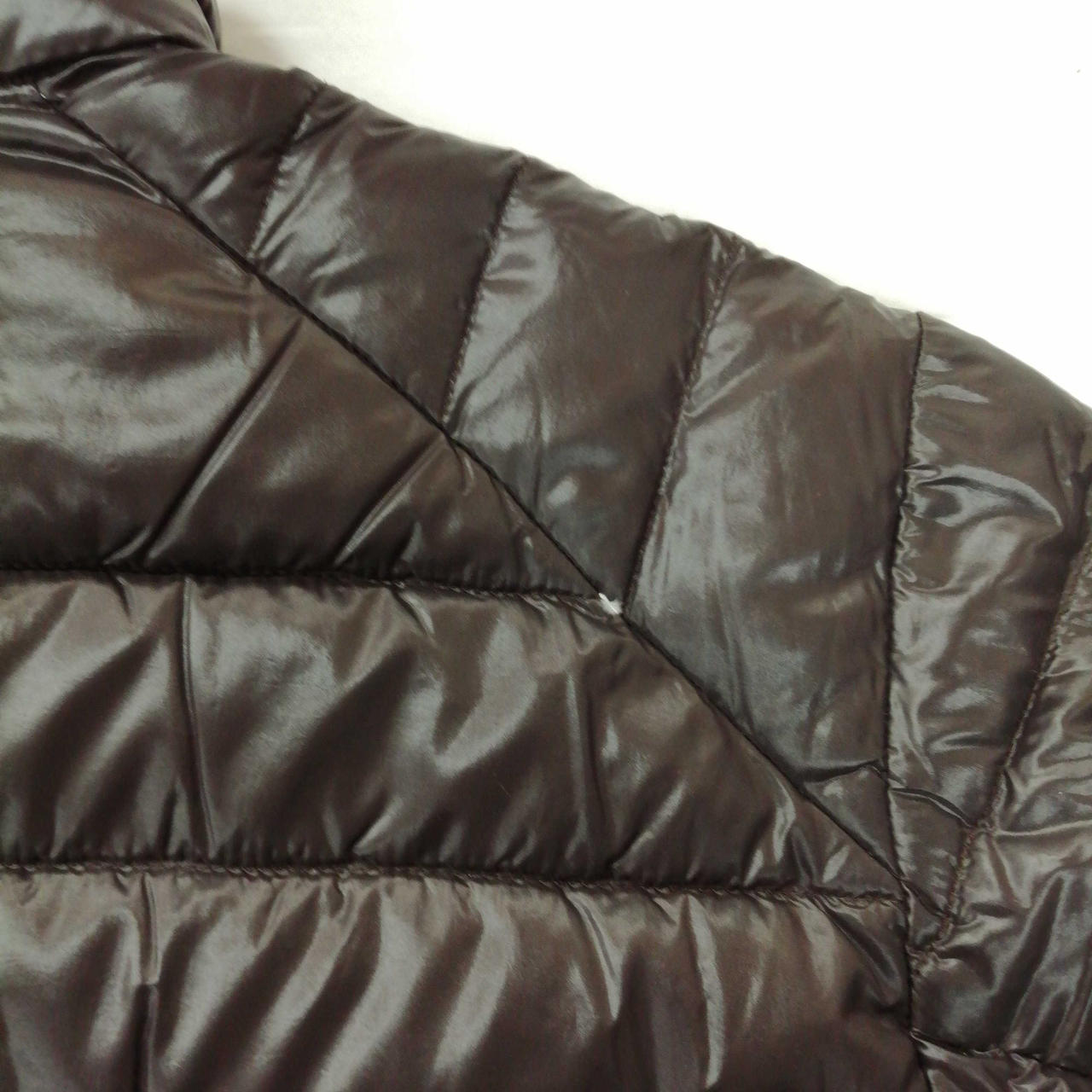 右肩背面綿抜け有り