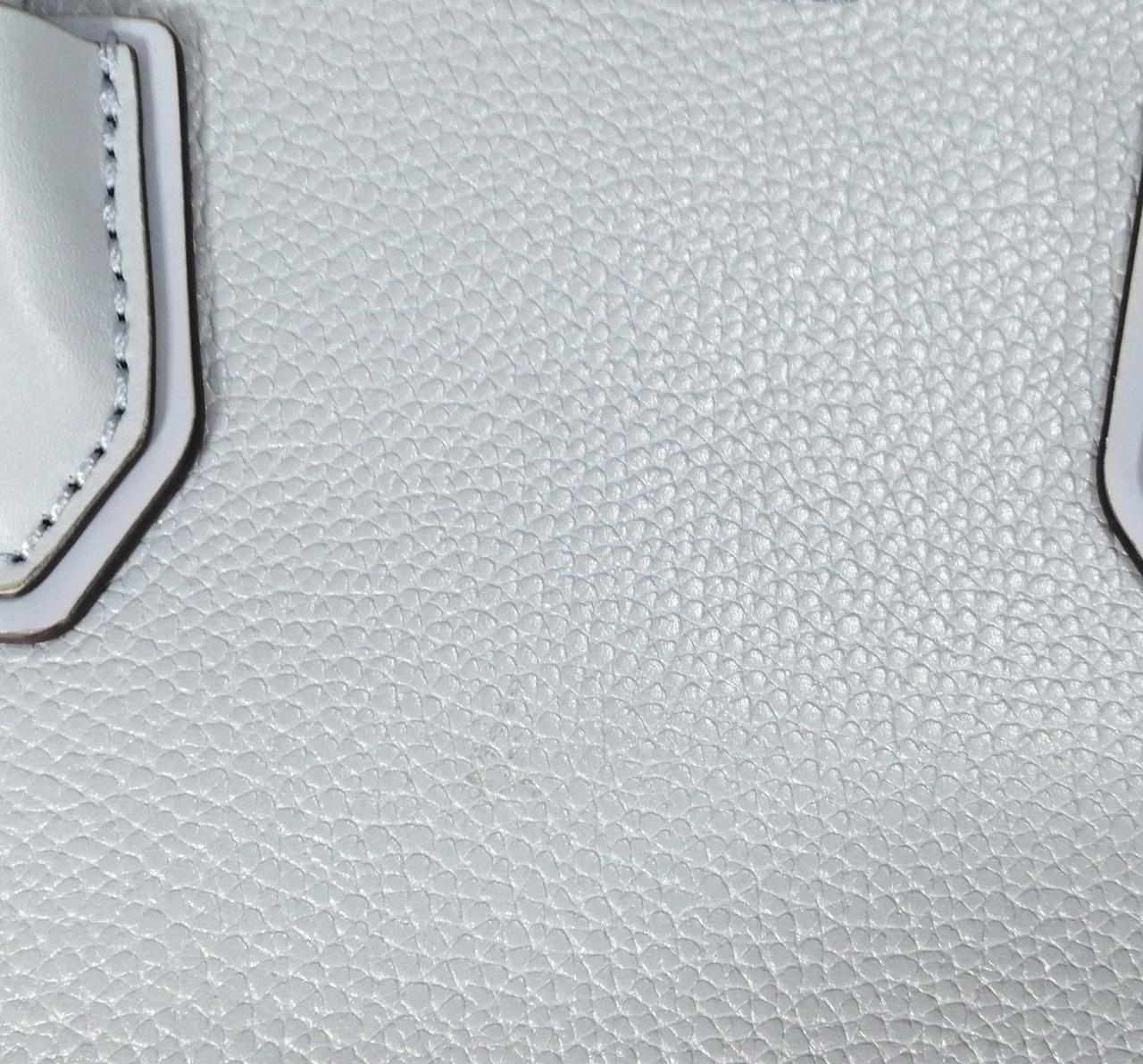 背面少々汚れ有り