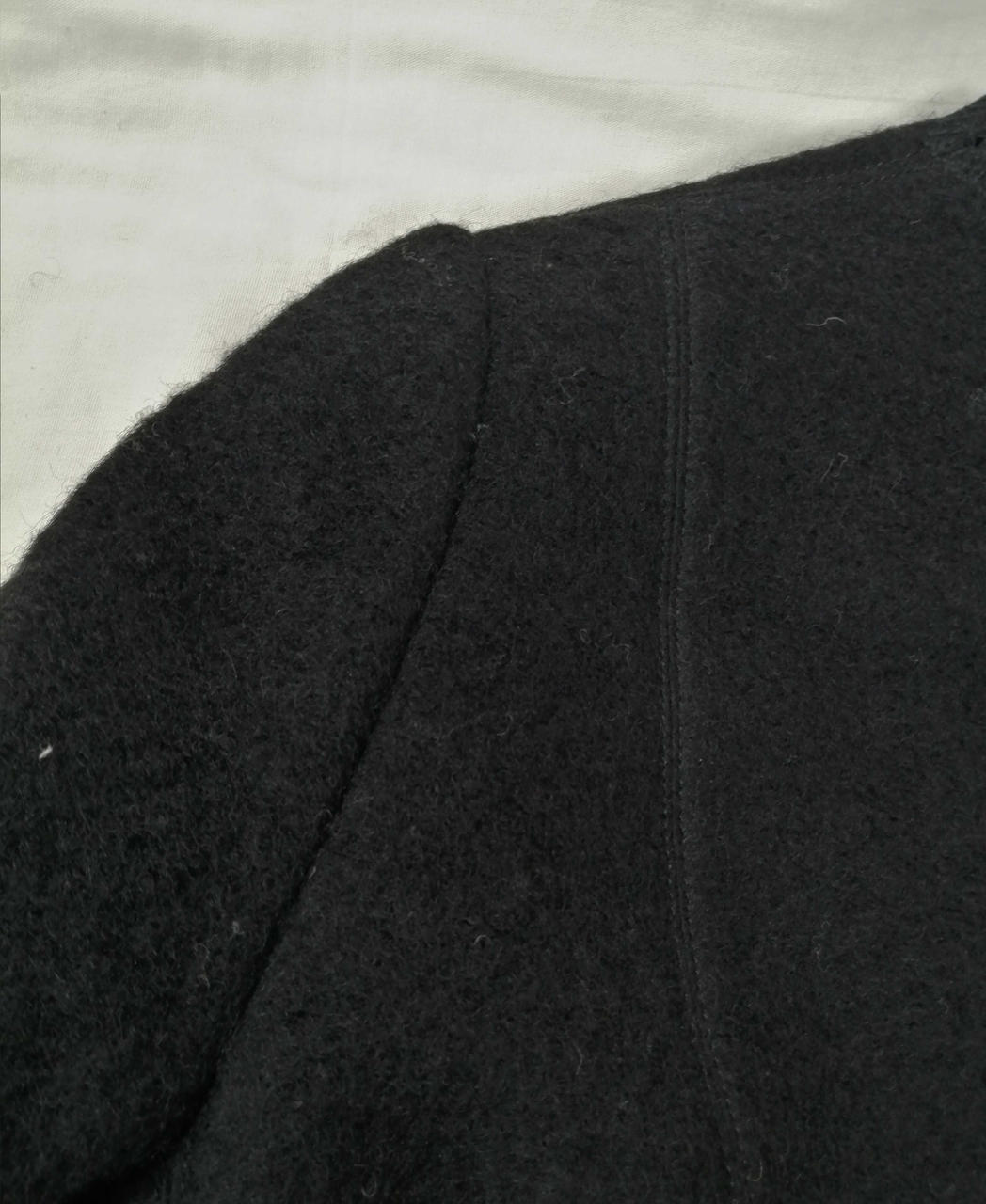 全体的に毛羽立ち有り