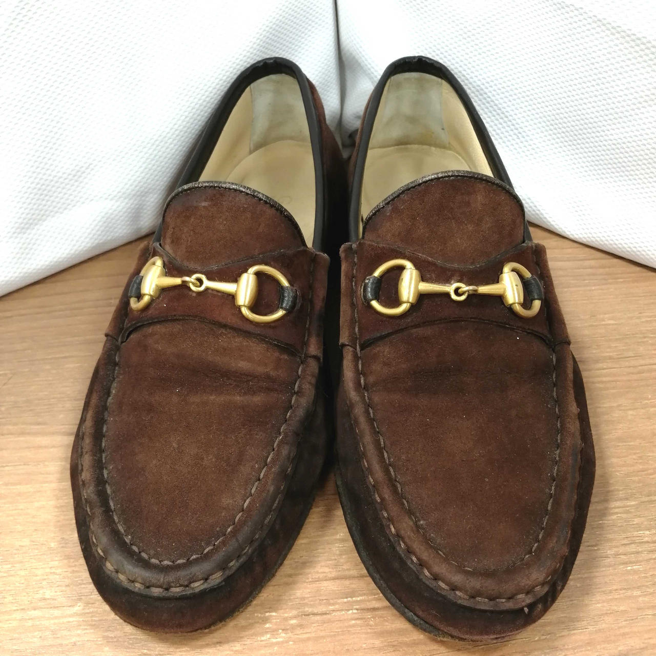 履き口フチにスレ有り