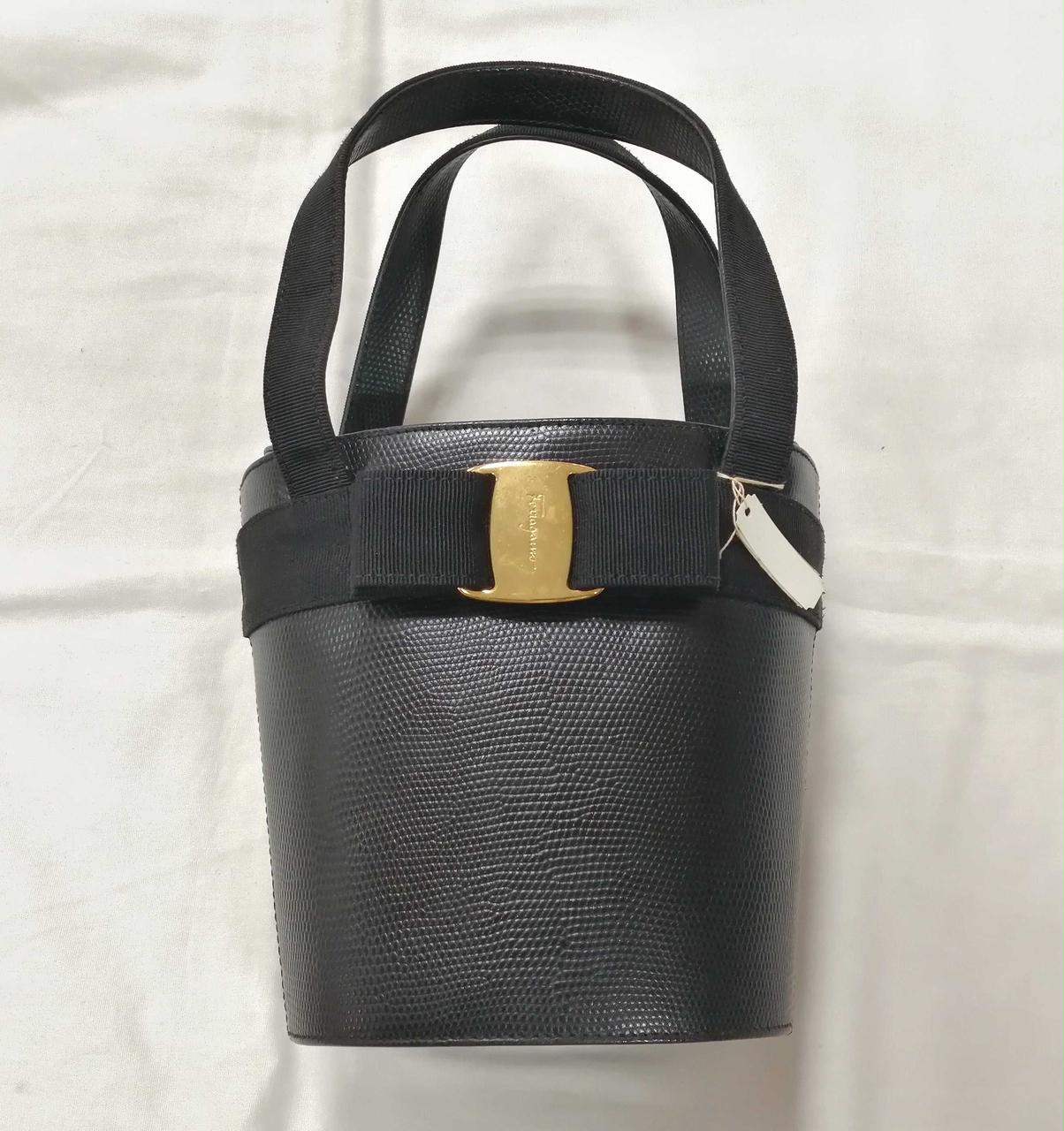フェラガモハンドバッグ サルバトーレフェラガモ(salvatore ferragamo)|バケツ型