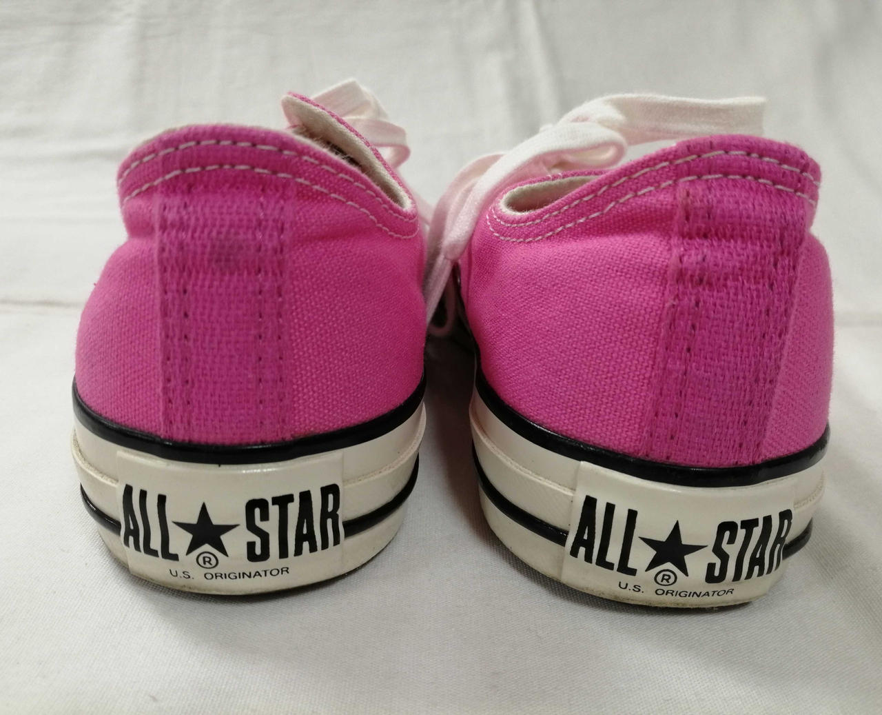 かかと汚れ有り