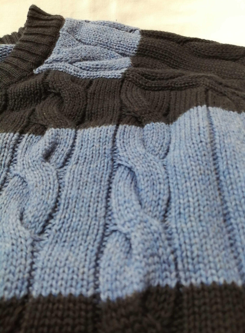 若干毛羽立ち有り