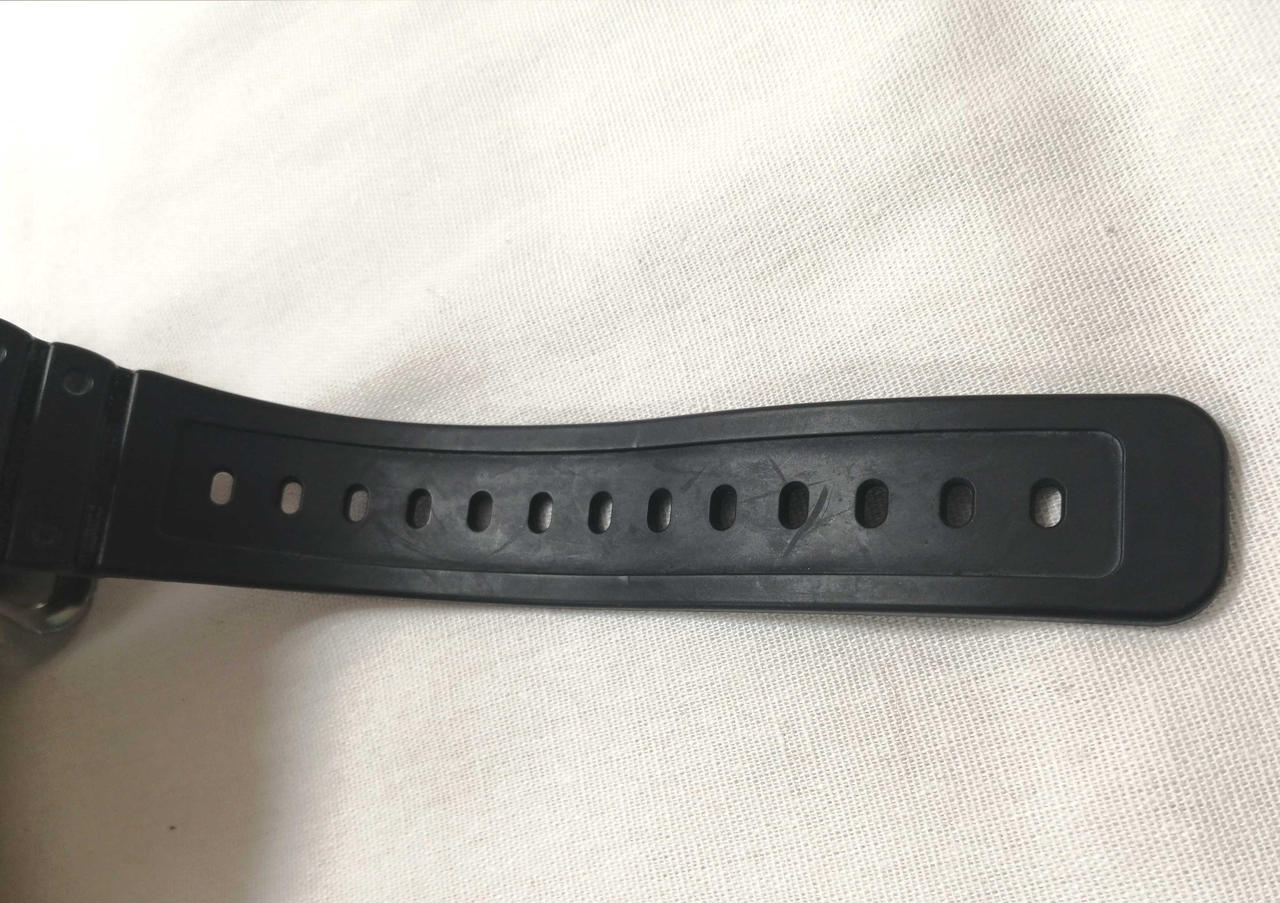 キズ、使用感有り