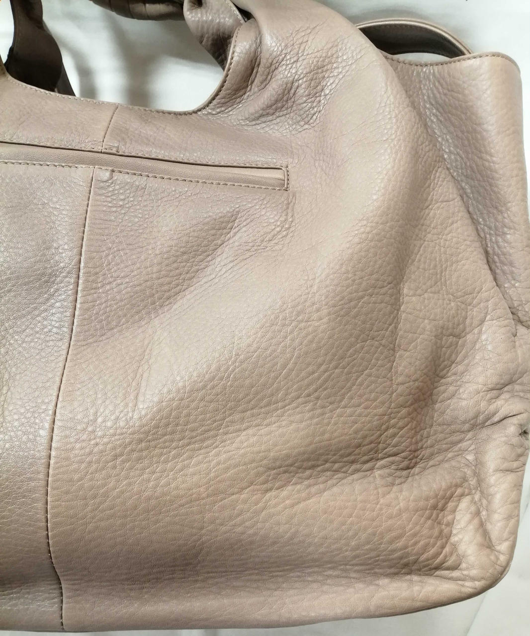 全体的に変色有り