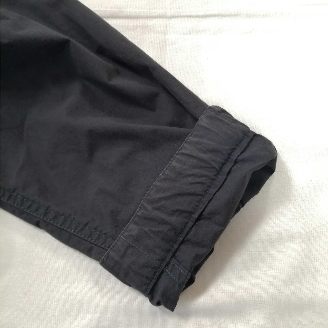 白く色褪せ有り