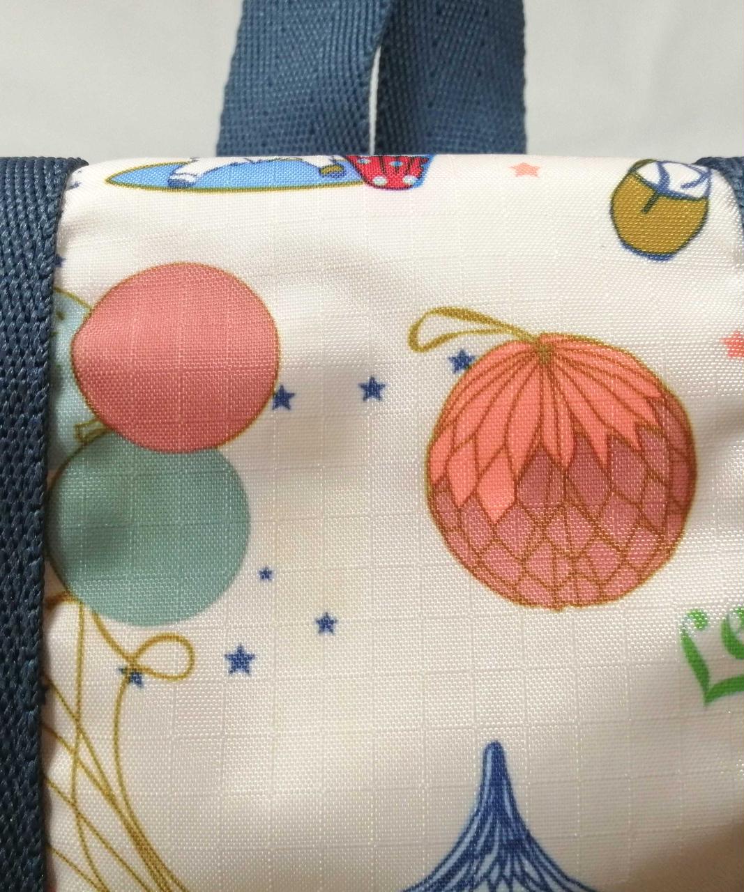 表面蓋部分に薄汚れ有り