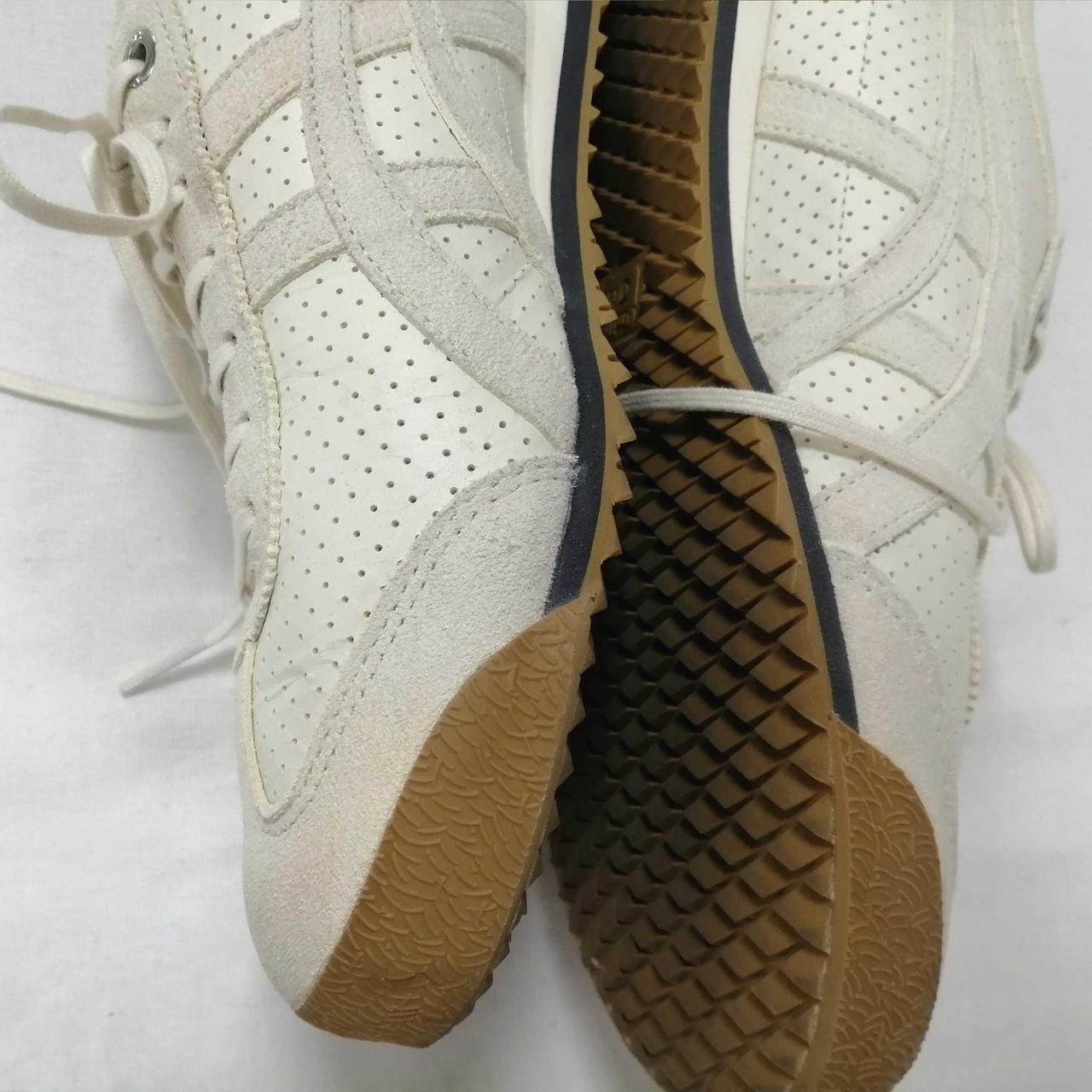 スレ、汚れ有り