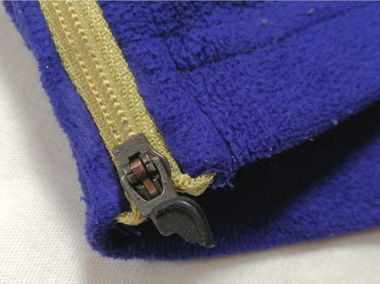 サイドファスナー破損