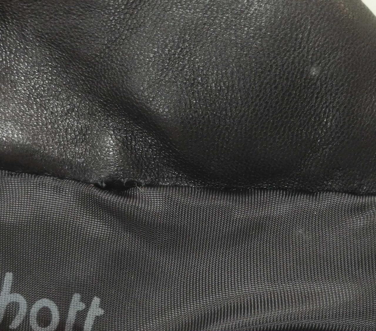 汚れ、襟ほつれ有り