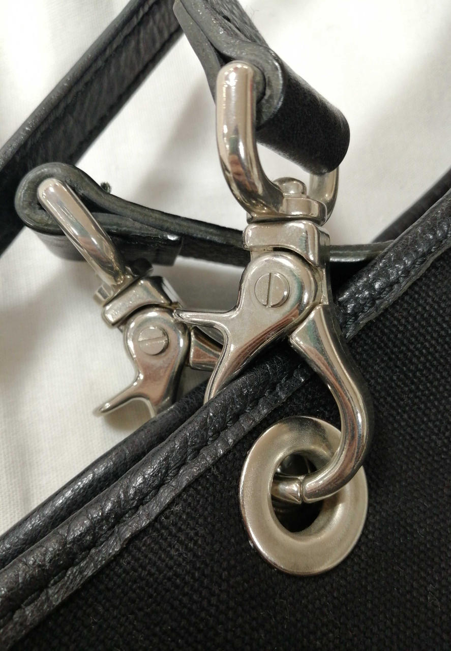 金具くもり有り