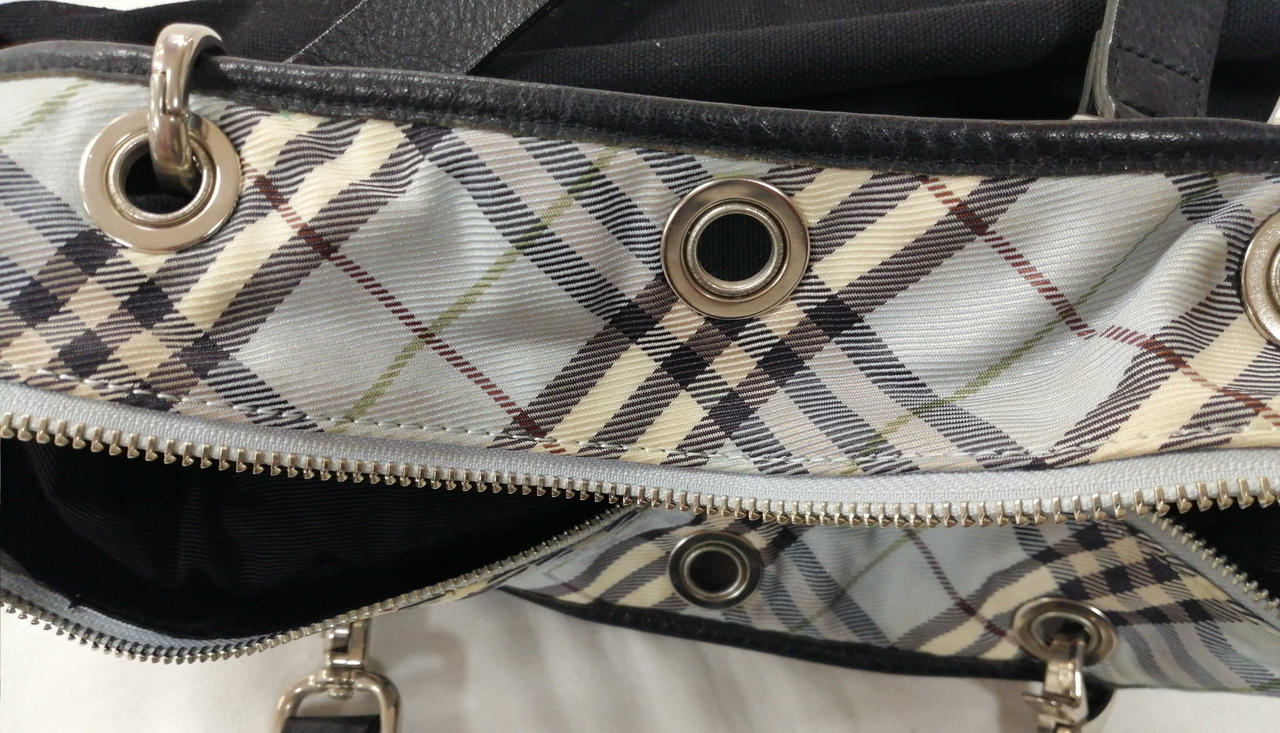 若干黄ばみ有り