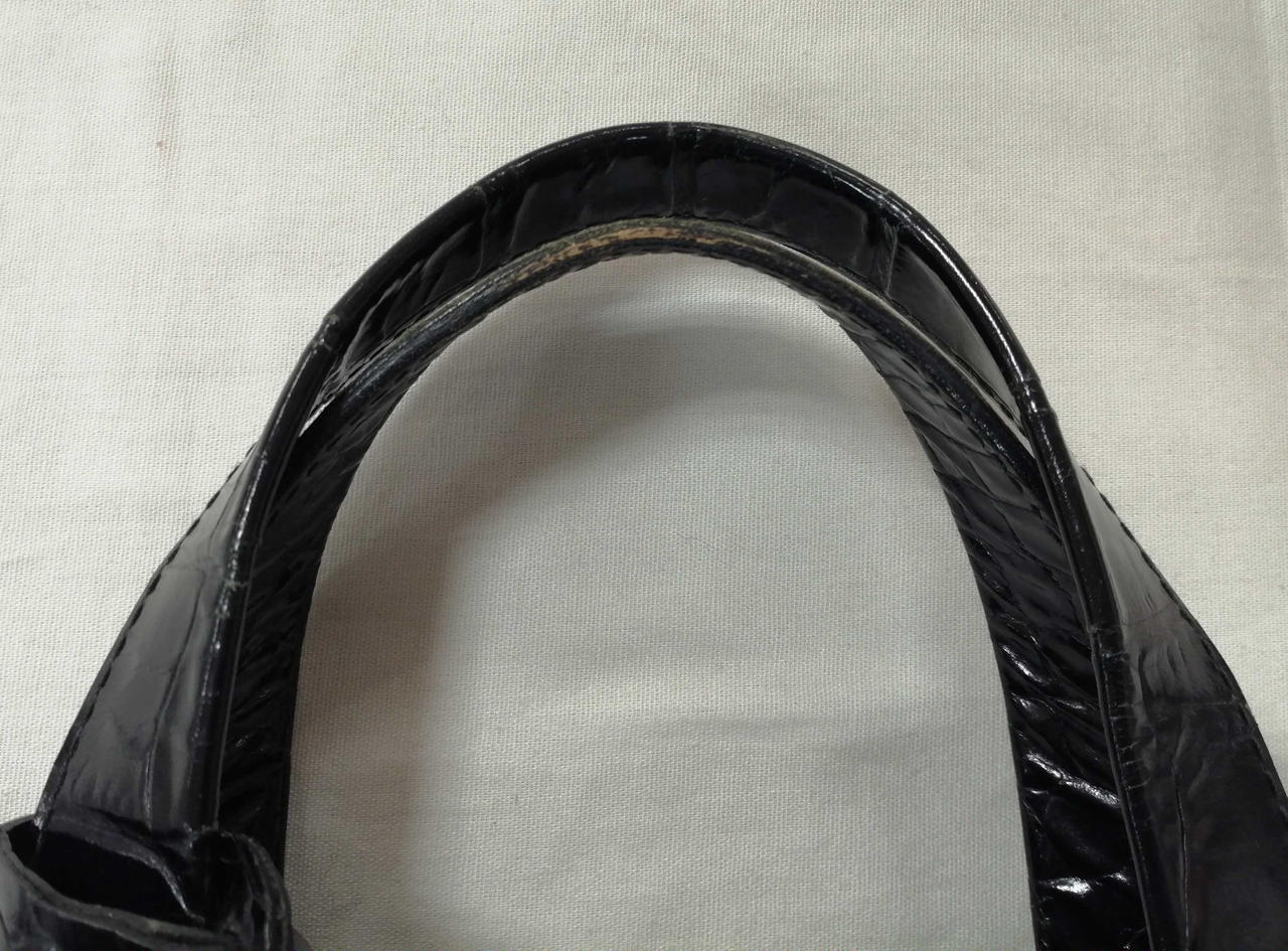 ひび割れ、スレ有り