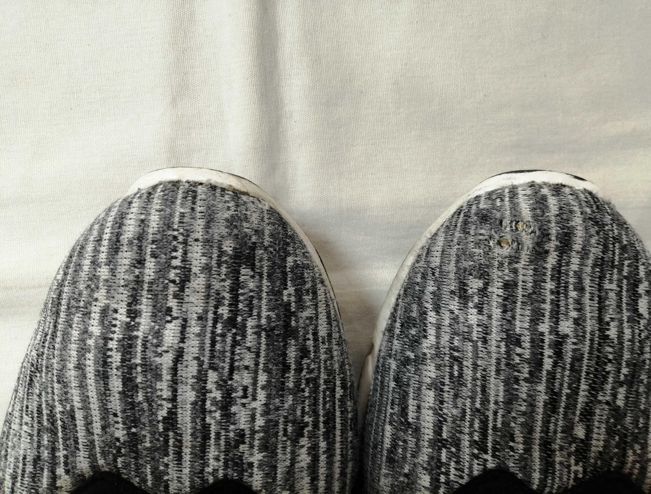 つま先部分剥がれ、汚れ有り