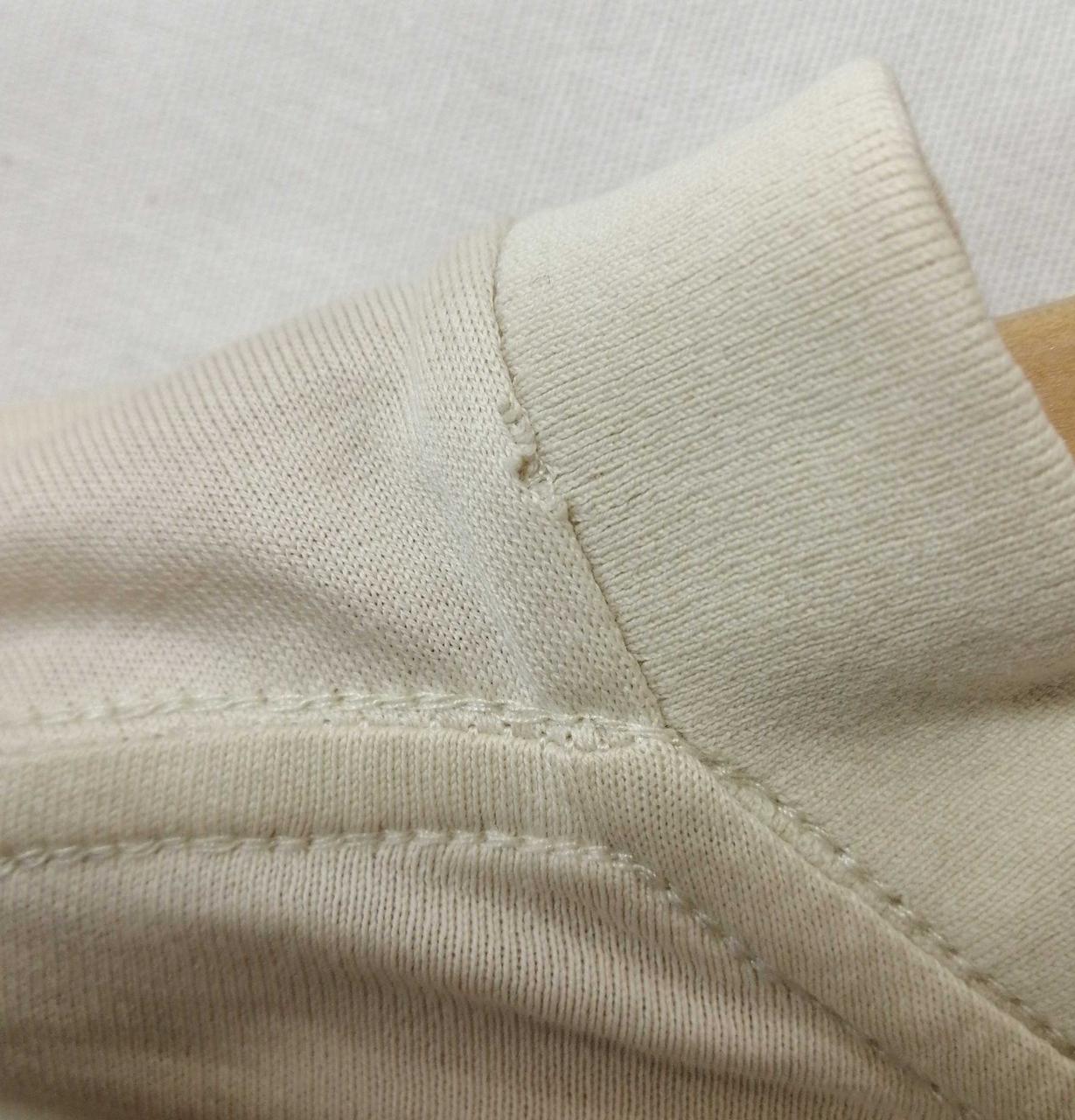 肩付近キズ有り