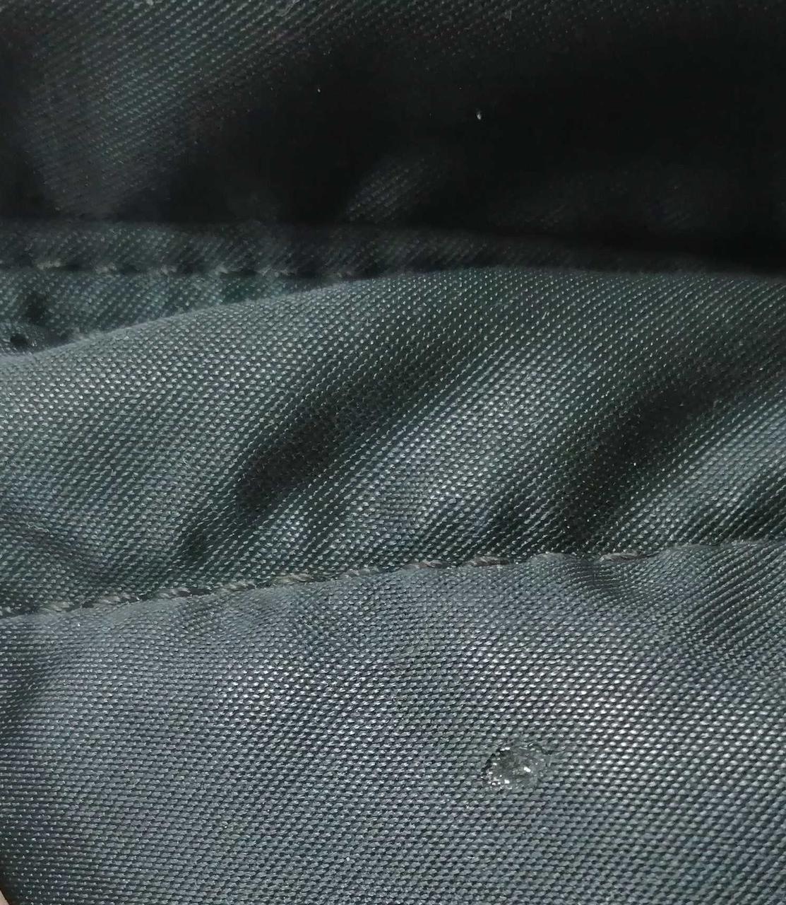 ポケット部分に溶け有り