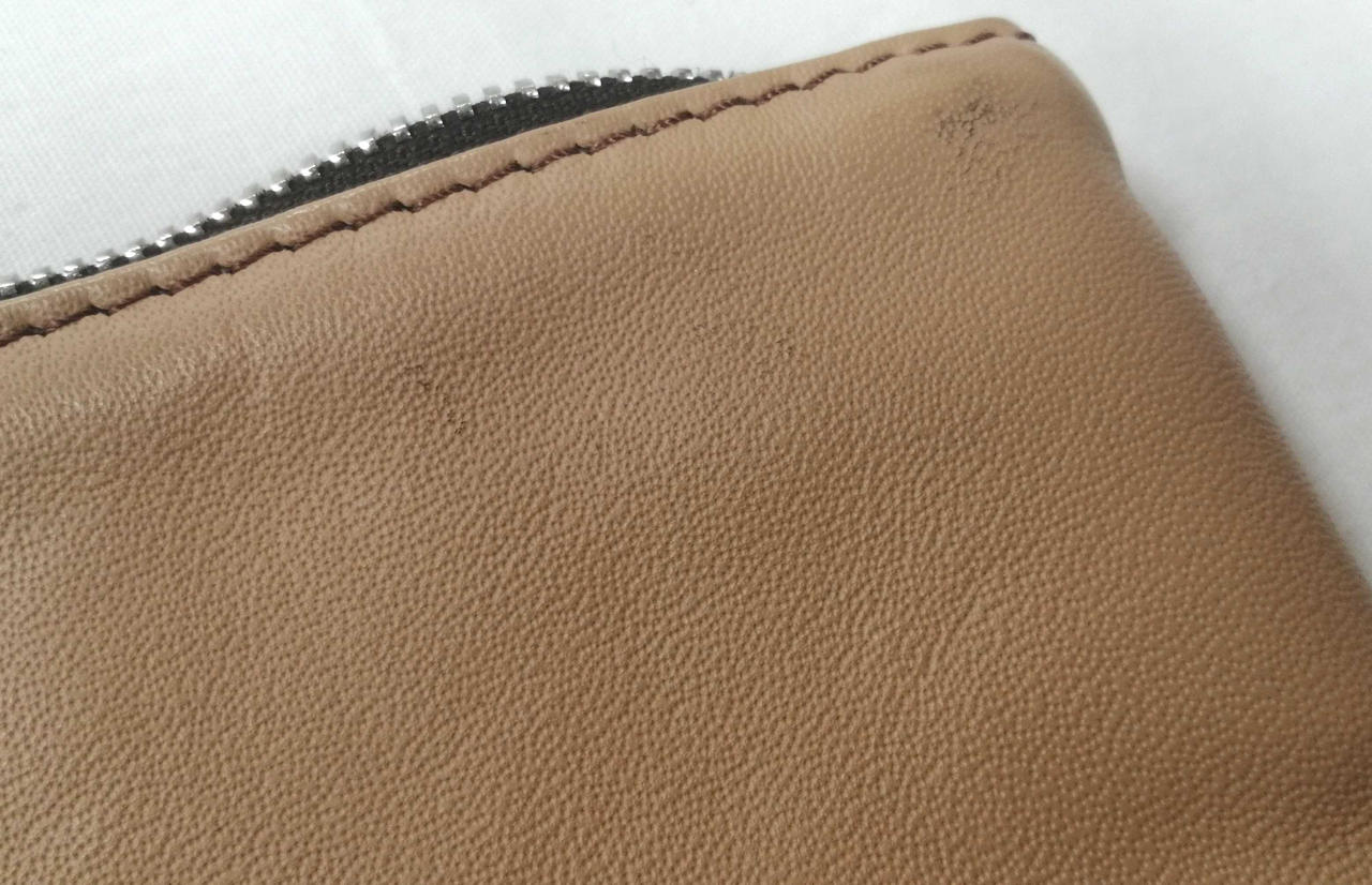 ポーチ汚れ有り