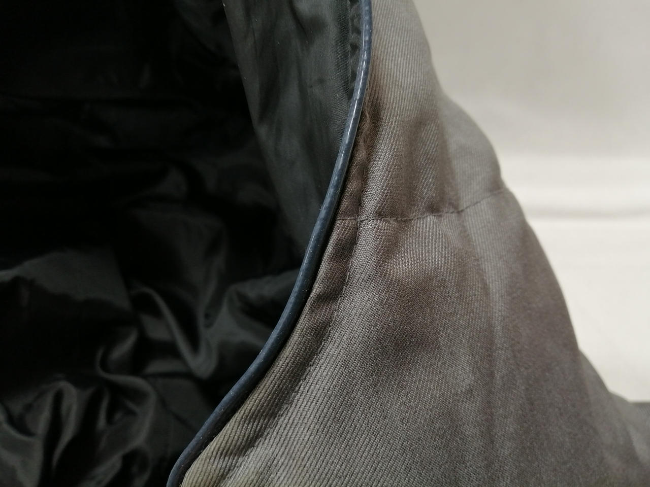 フチぺたつき有り