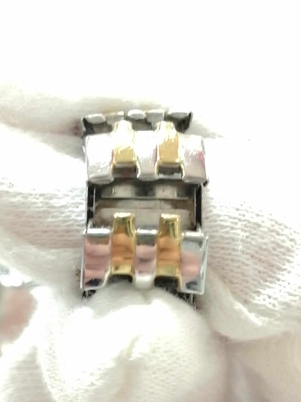 コマの間にお汚れあり