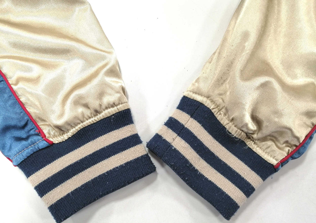 左袖口毛羽立ち/リブ毛羽立ち