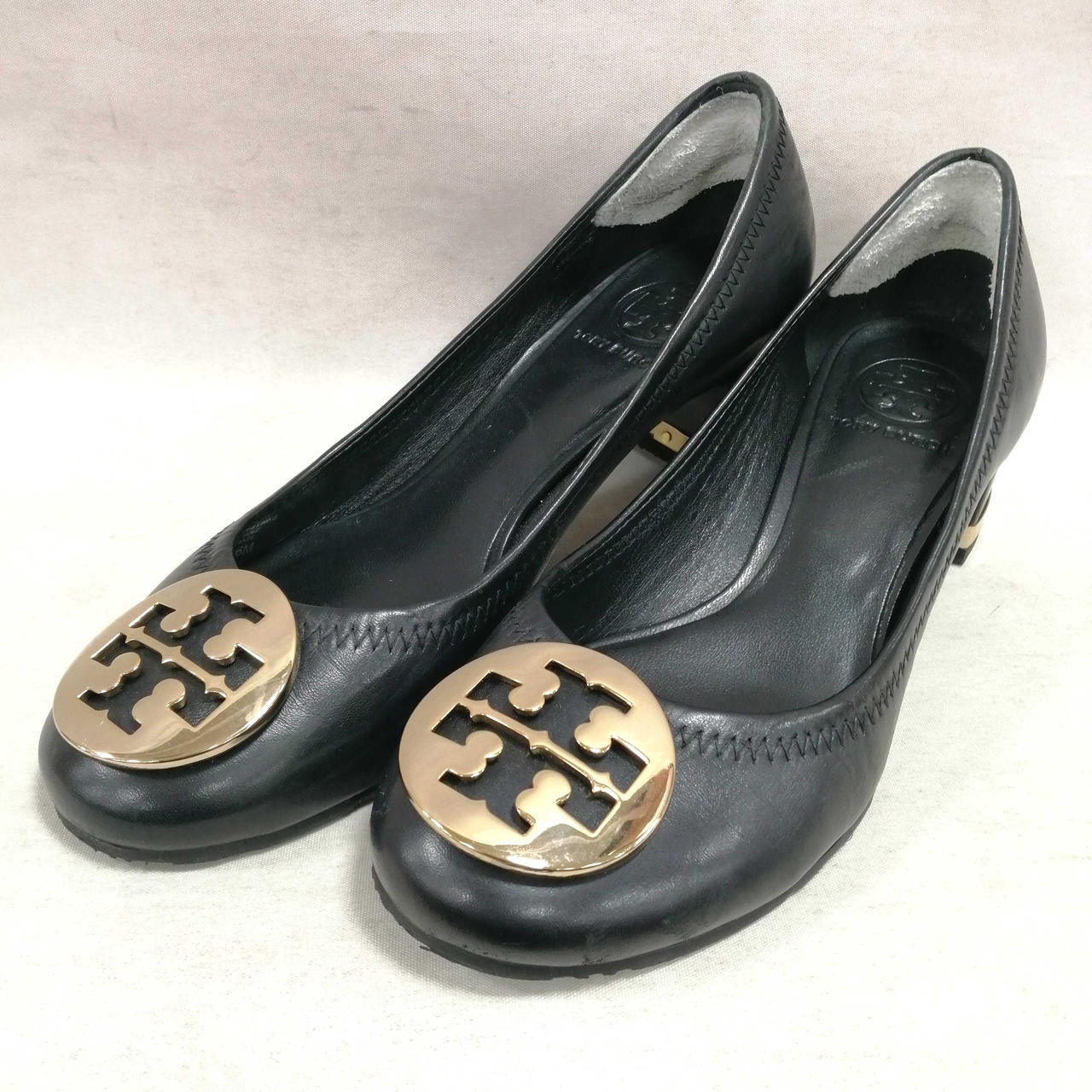 トリーバーチネイビー レザー ポインテッドトゥ ハイヒール 約8cm