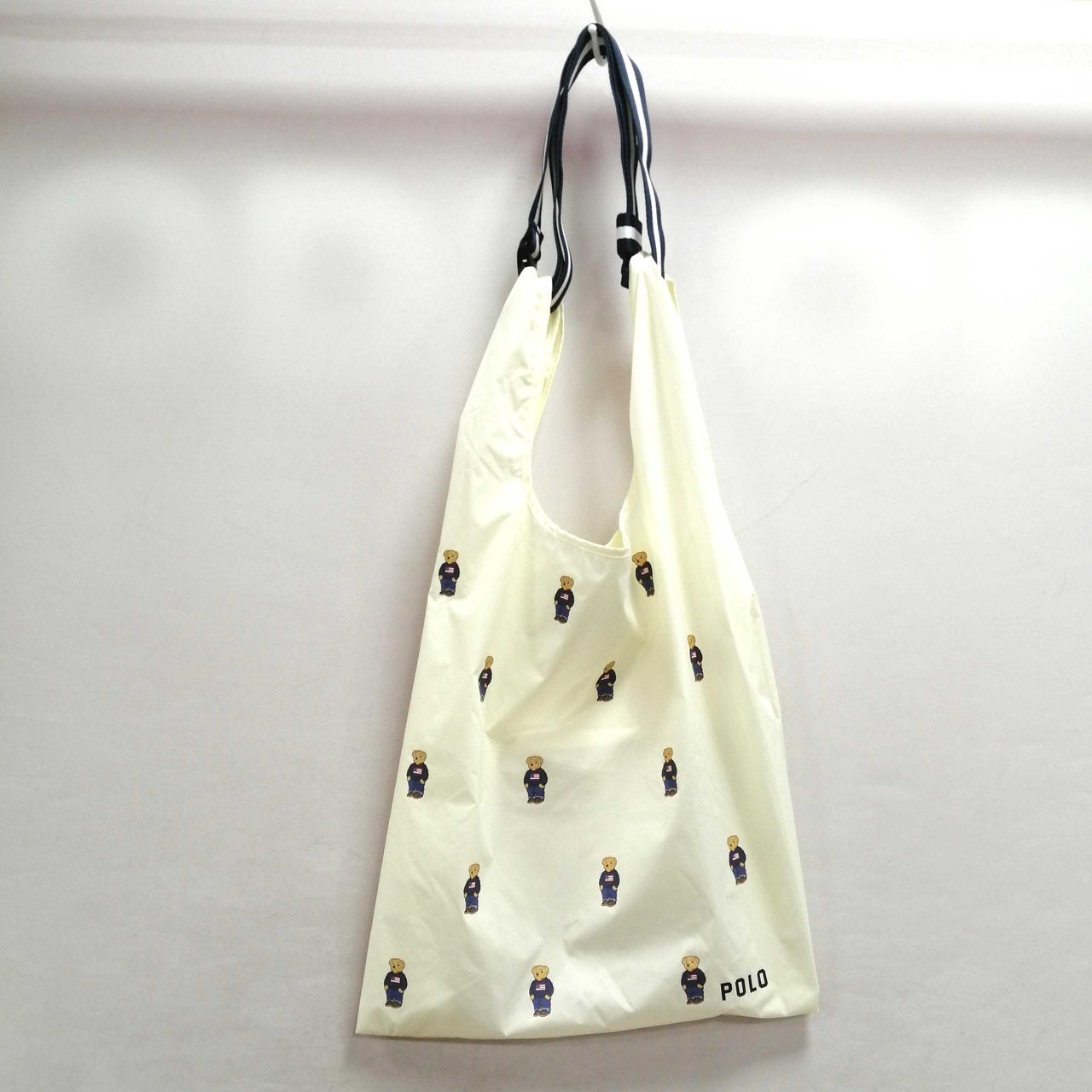 ショルダーベルト付き