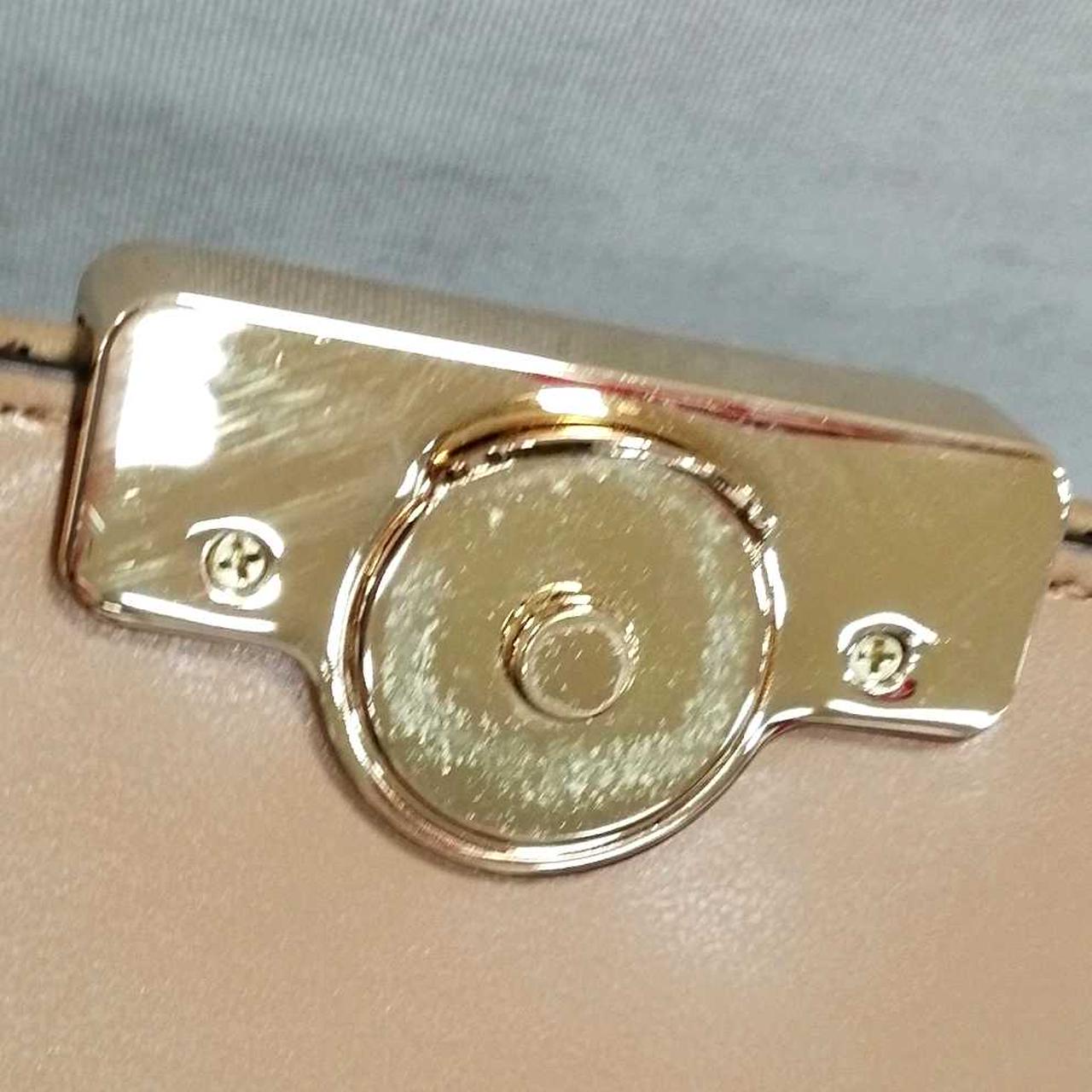 金具部分キズあり