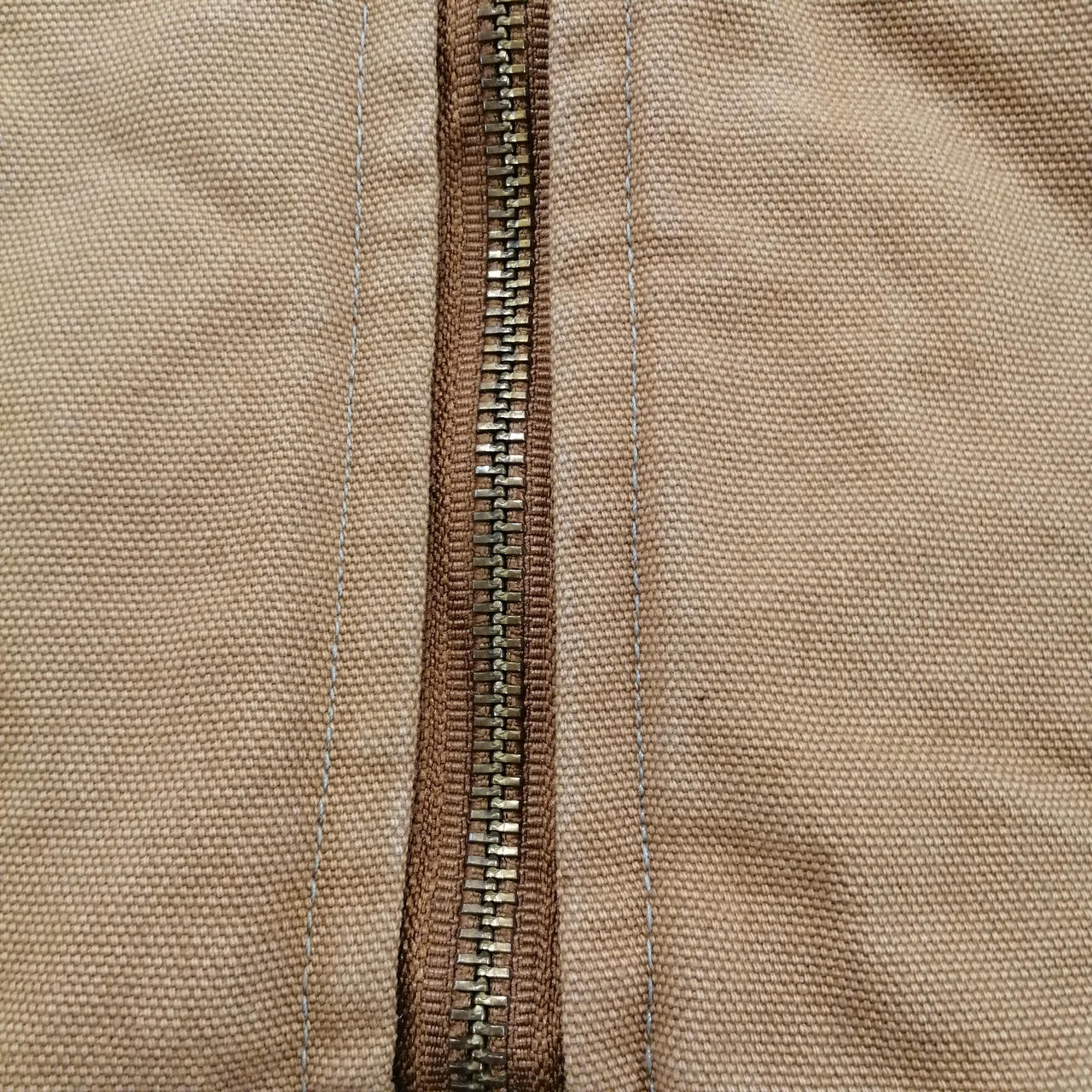 フロントシミ有