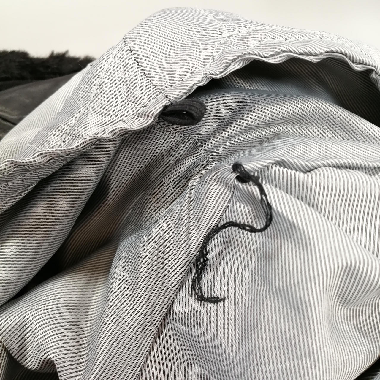 ライナーボタン一箇所欠