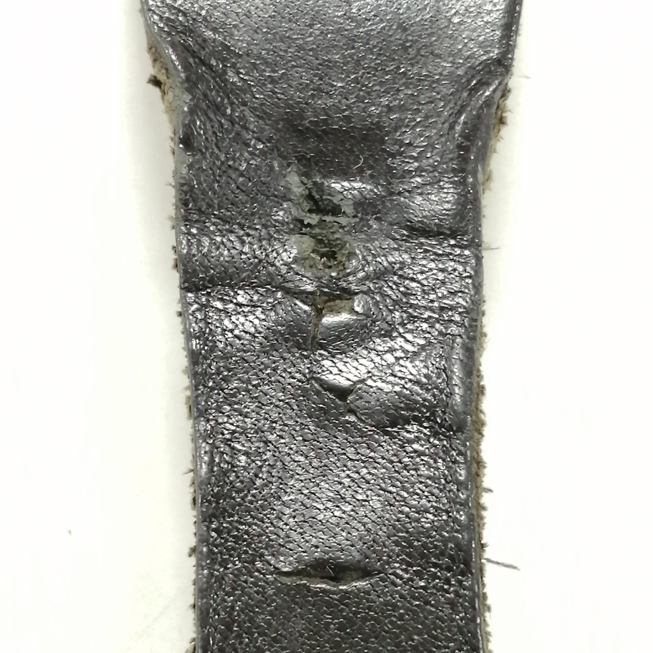 ベルト部分傷多数有