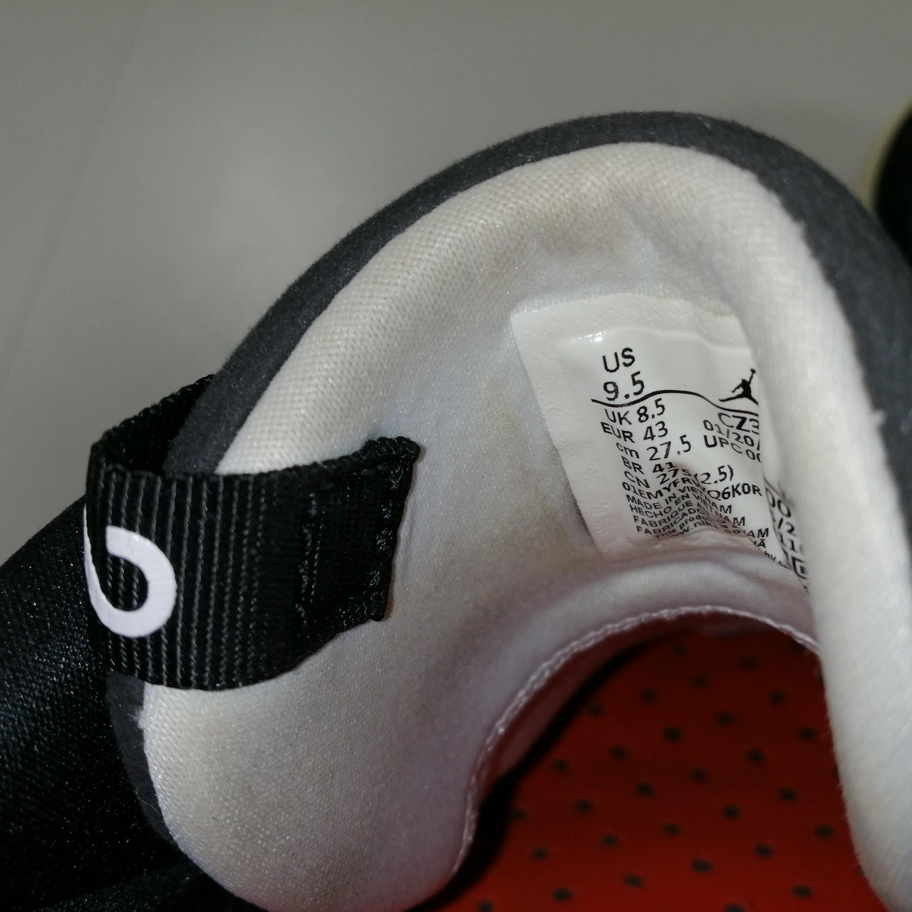 履き口内側汚れ