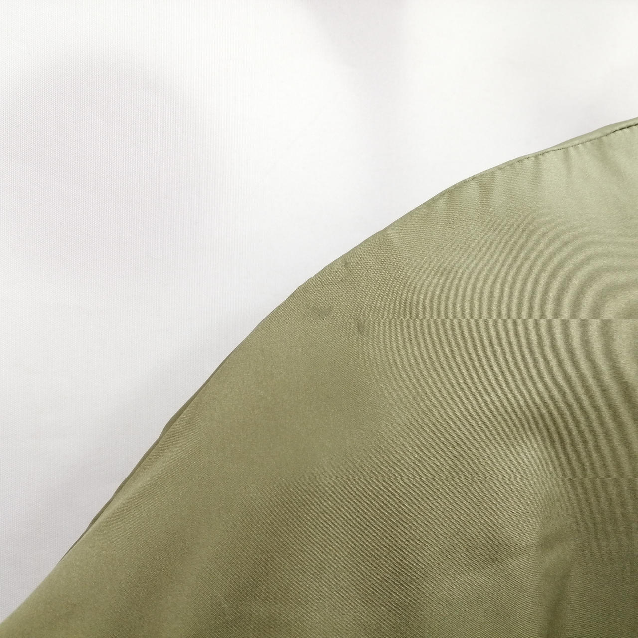 フロント右肩汚れ有