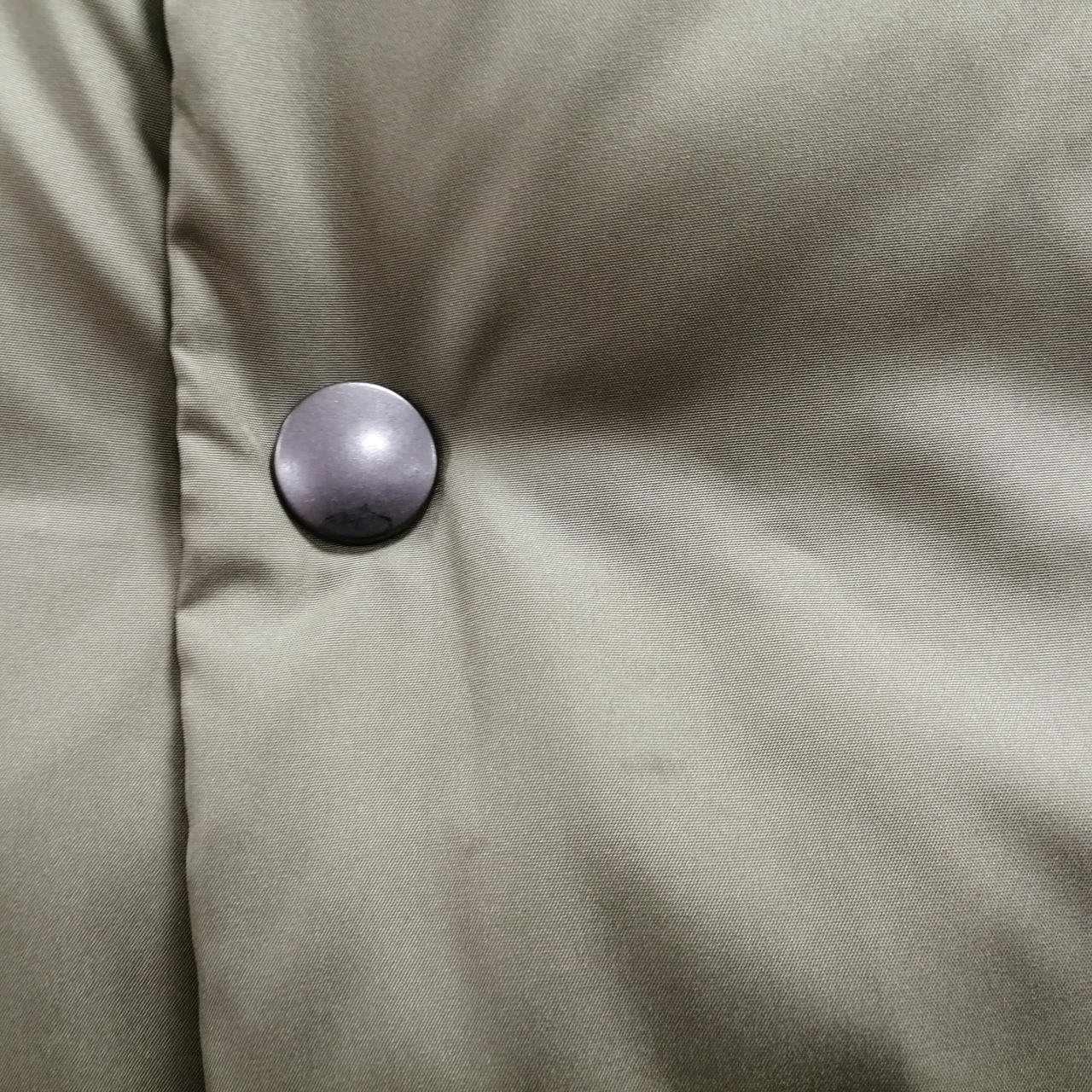 フロント第二ボタン周辺汚れ有