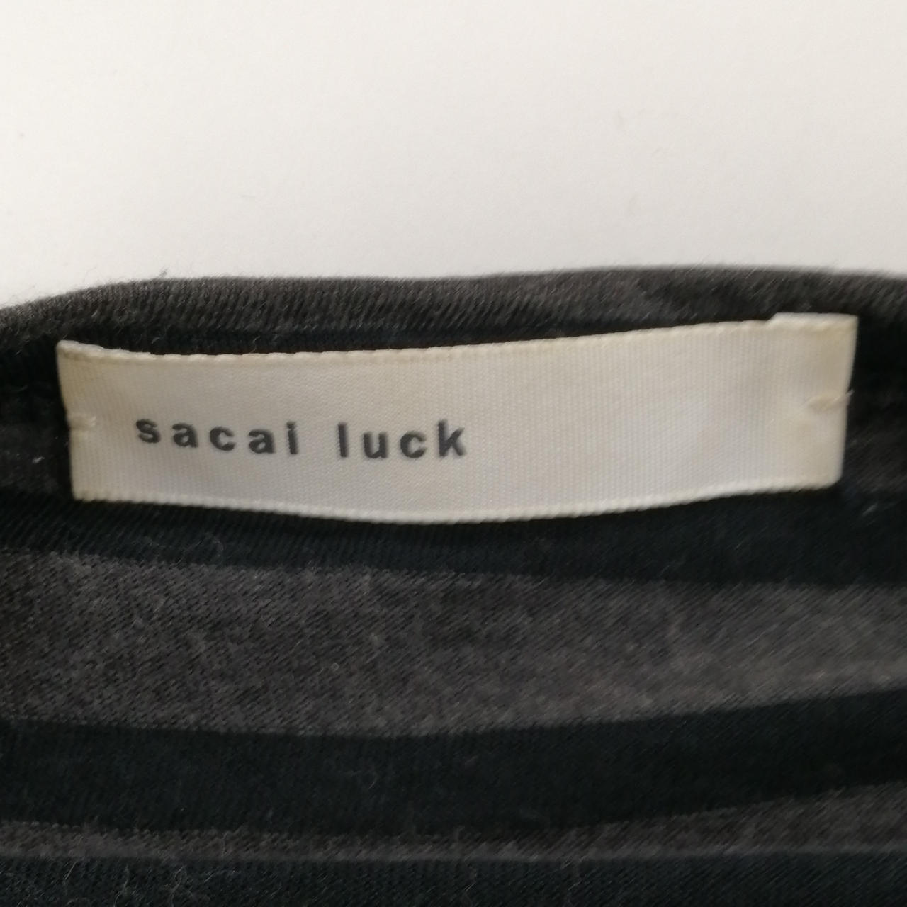 ラベル黄ばみ有