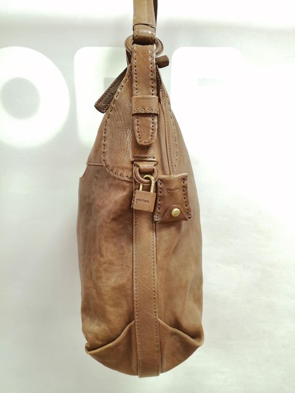 【廃盤・美品】genten＊ゲンテン＊ワンショルダーバッグ＊ソフィッチェ＊レザー genten(ゲンテン) Soffice（ソフィッチェ） ワンショルダー