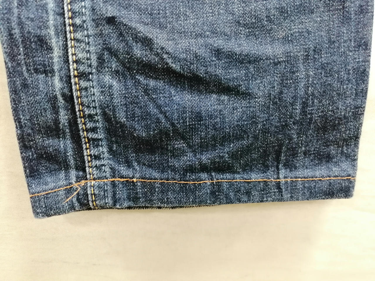 裾上げされています