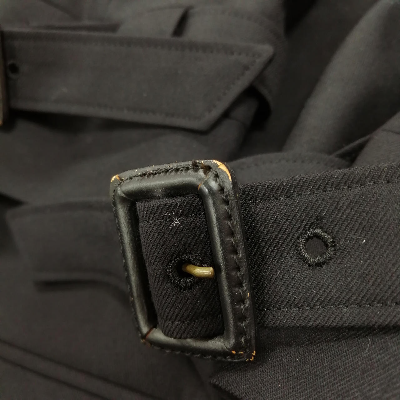 袖ベルトハガレあり