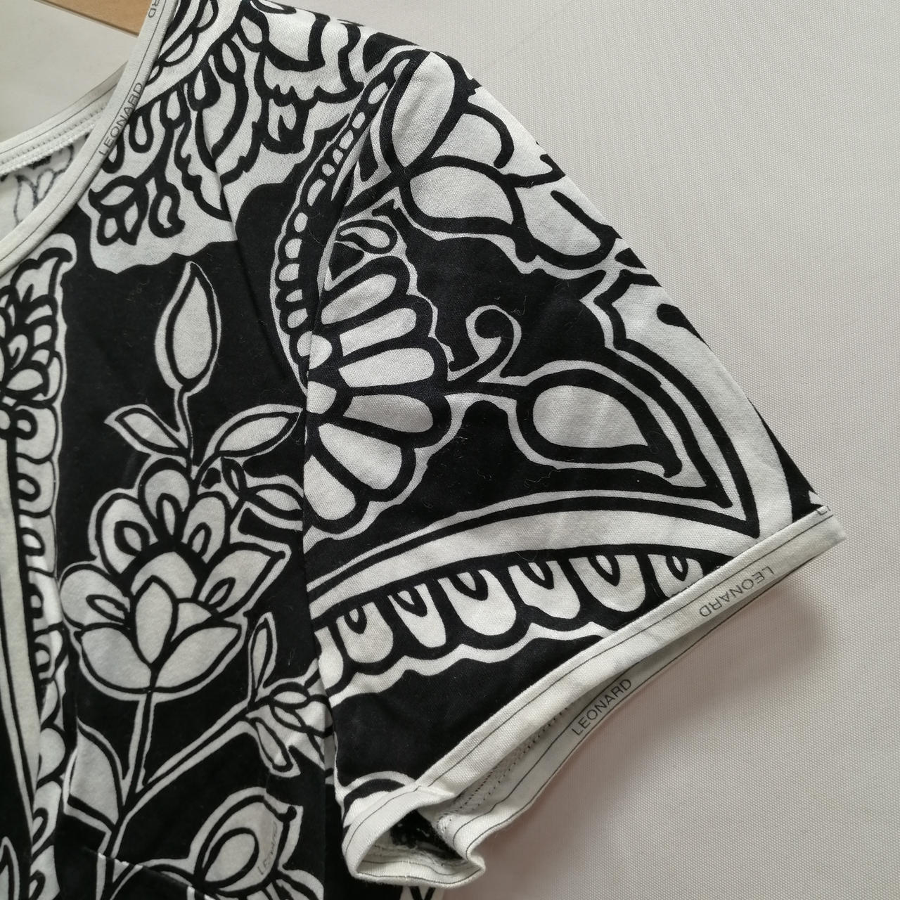 白色部分への色移り多数有