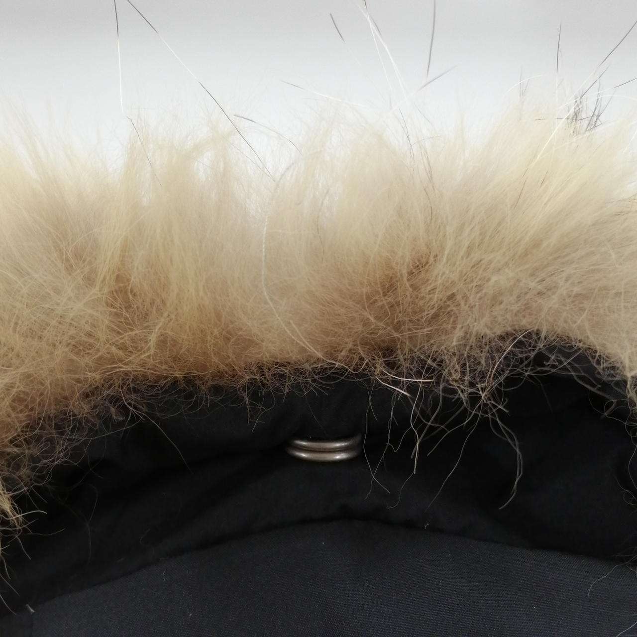 ファー取り外し可能